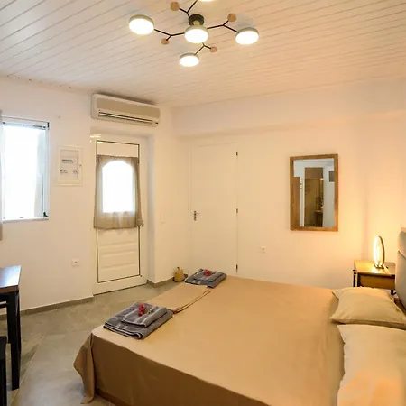 Gialiskari Studios Tatil Evi
