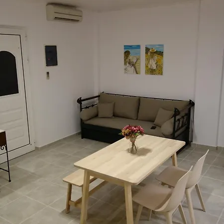 Gialiskari Studios Tatil Evi