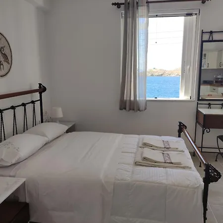 Tatil Evi Gialiskari Studios Gialiskari (Kea)