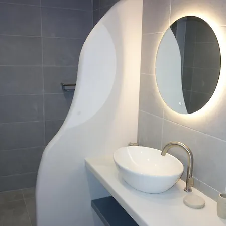 Gialiskari Studios * Gialiskari (Kea)