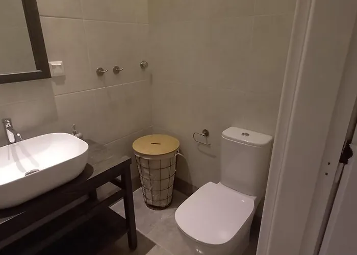 Gialiskari Studios * Gialiskari (Kea)