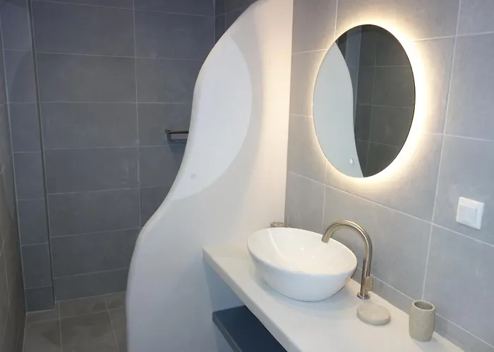 Gialiskari Studios * Gialiskari (Kea)