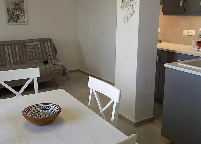 Gialiskari Studios *